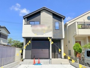 草加市住吉、新築一戸建ての外観画像です