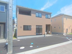 越谷市大字南荻島、新築一戸建ての外観画像です