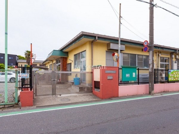 草加市両新田東町、新築一戸建ての幼稚園・保育園画像です