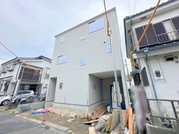 草加市氷川町、新築一戸建ての外観画像です