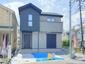 草加市手代、新築一戸建ての外観画像です