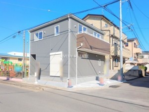 越谷市神明町、新築一戸建ての外観画像です