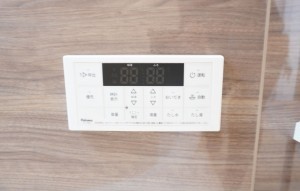 越谷市東越谷、中古一戸建ての風呂画像です