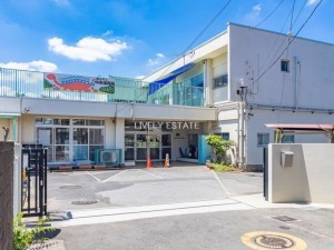 越谷市東越谷、中古一戸建ての幼稚園・保育園画像です