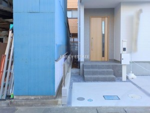 草加市旭町、新築一戸建ての画像です