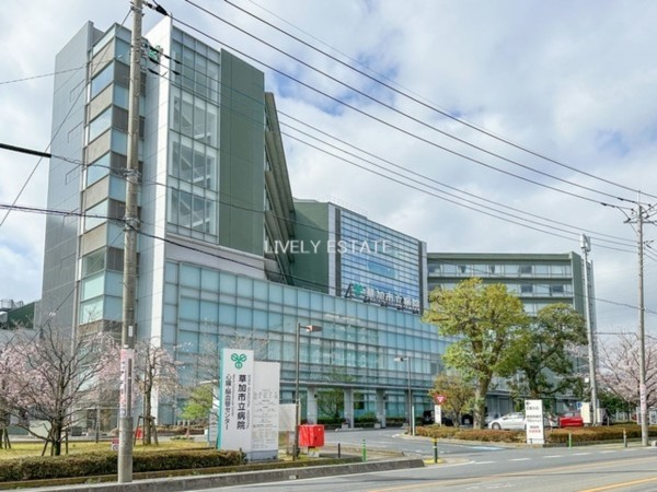 草加市花栗、マンションの病院画像です