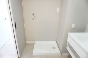越谷市蒲生南町、マンションの画像です