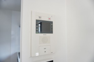 越谷市蒲生南町、マンションの画像です