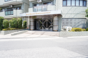 越谷市蒲生南町、マンションの画像です