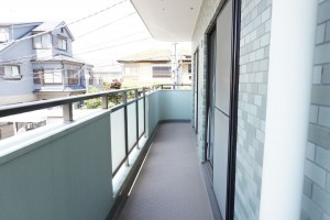 越谷市蒲生南町、マンションの画像です