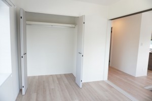 越谷市蒲生南町、マンションの画像です