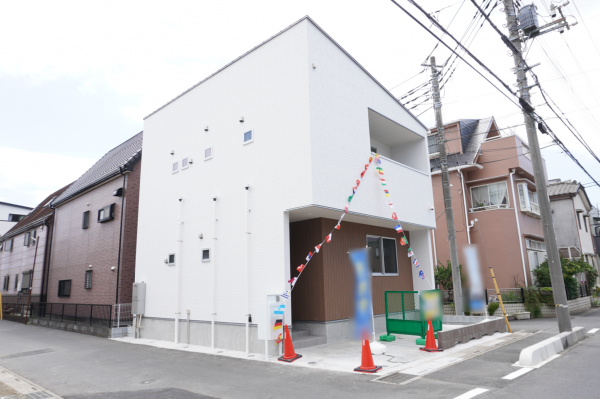 越谷市蒲生東町、新築一戸建ての外観画像です