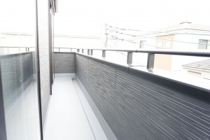 草加市八幡町、新築一戸建てのバルコニー画像です