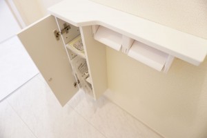 草加市八幡町、新築一戸建てのトイレ画像です