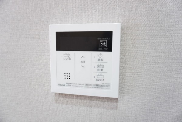 草加市栄町、マンションのキッチン画像です