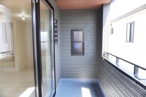 草加市柳島町、新築一戸建てのバルコニー画像です