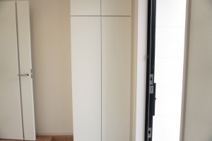 越谷市大字大竹、新築一戸建ての玄関画像です