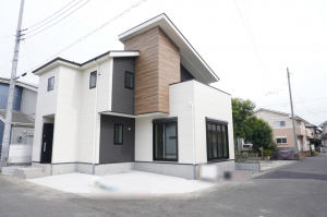 越谷市大字大竹、新築一戸建ての外観画像です