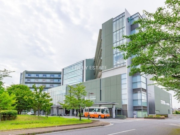 草加市栄町、マンションの駅画像です