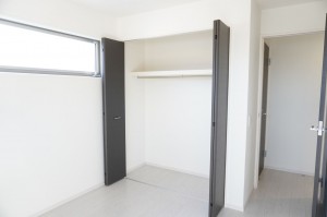 越谷市大字上間久里、新築一戸建ての収納画像です