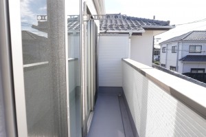越谷市大字上間久里、新築一戸建てのバルコニー画像です