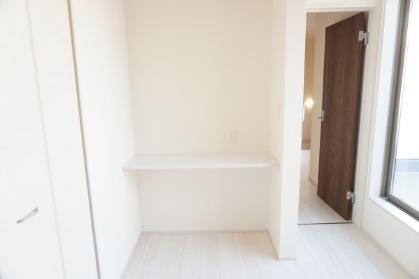 草加市瀬崎、新築一戸建ての収納画像です