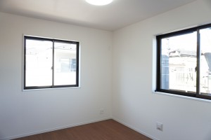 草加市金明町、新築一戸建ての寝室画像です