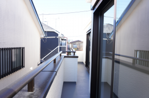 草加市金明町、新築一戸建てのバルコニー画像です