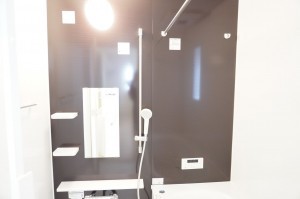 草加市長栄、新築一戸建ての風呂画像です