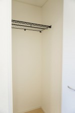 草加市長栄、新築一戸建ての収納画像です