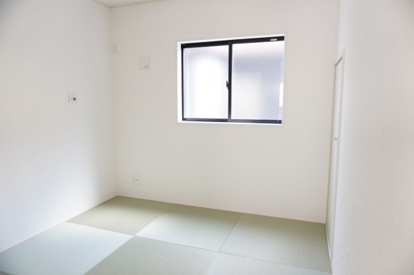 草加市長栄、新築一戸建ての内装画像です