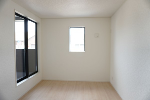 草加市長栄、新築一戸建ての寝室画像です