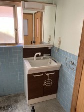 宮崎市熊野、中古一戸建ての洗面画像です