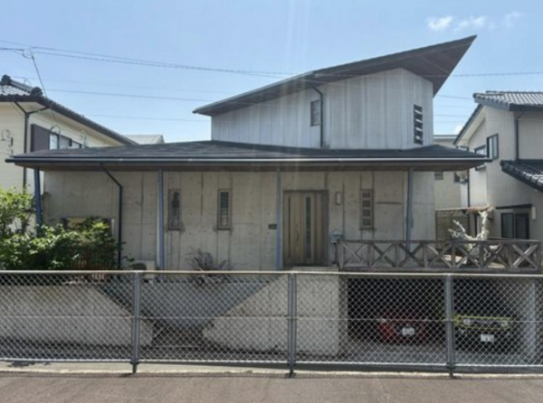 宮崎市月見ケ丘、中古一戸建ての画像です