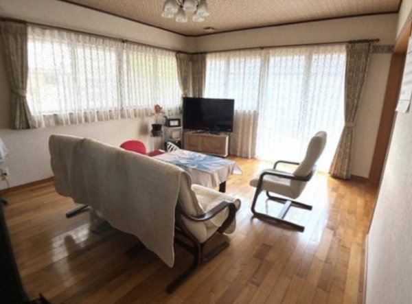 宮崎市月見ケ丘、中古一戸建ての画像です