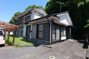 宮崎市郡司分、中古一戸建ての外観画像です