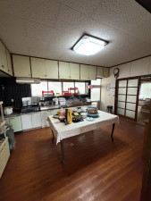宮崎市郡司分、中古一戸建ての画像です