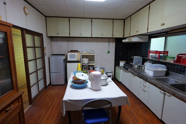 宮崎市郡司分、中古一戸建てのキッチン画像です