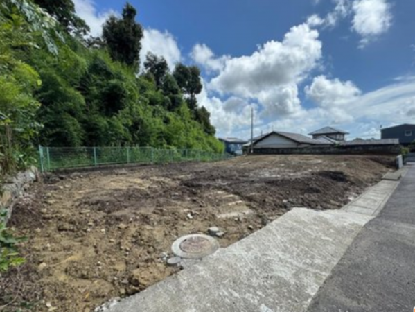 宮崎市平和が丘西町、土地の画像です