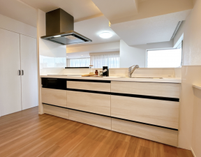 宮崎市淀川、マンションの画像です