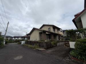 宮崎市花山手東、中古一戸建ての画像です