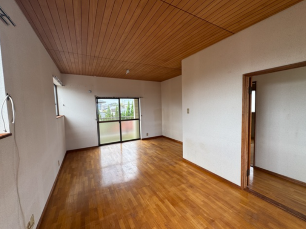 宮崎市小松台東、中古一戸建ての画像です