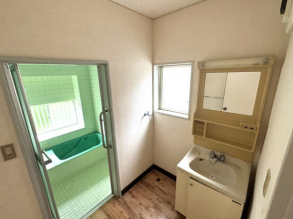 宮崎市城ケ崎、中古一戸建ての画像です