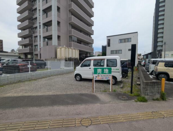 宮崎市橘通東、土地の画像です