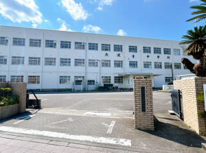 宮崎市源藤町、マンションの画像です