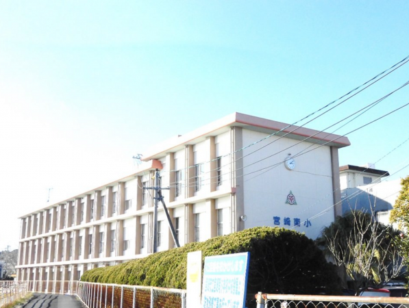 宮崎市源藤町、マンションの画像です