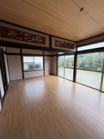 宮崎市佐土原町西上那珂、中古一戸建ての画像です