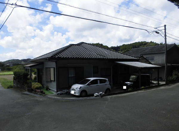 宮崎市佐土原町東上那珂、中古一戸建ての画像です