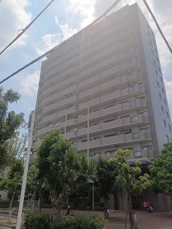 大阪市鶴見区緑、マンションの画像です
