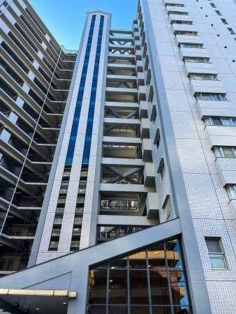 大阪市鶴見区諸口、マンションの画像です